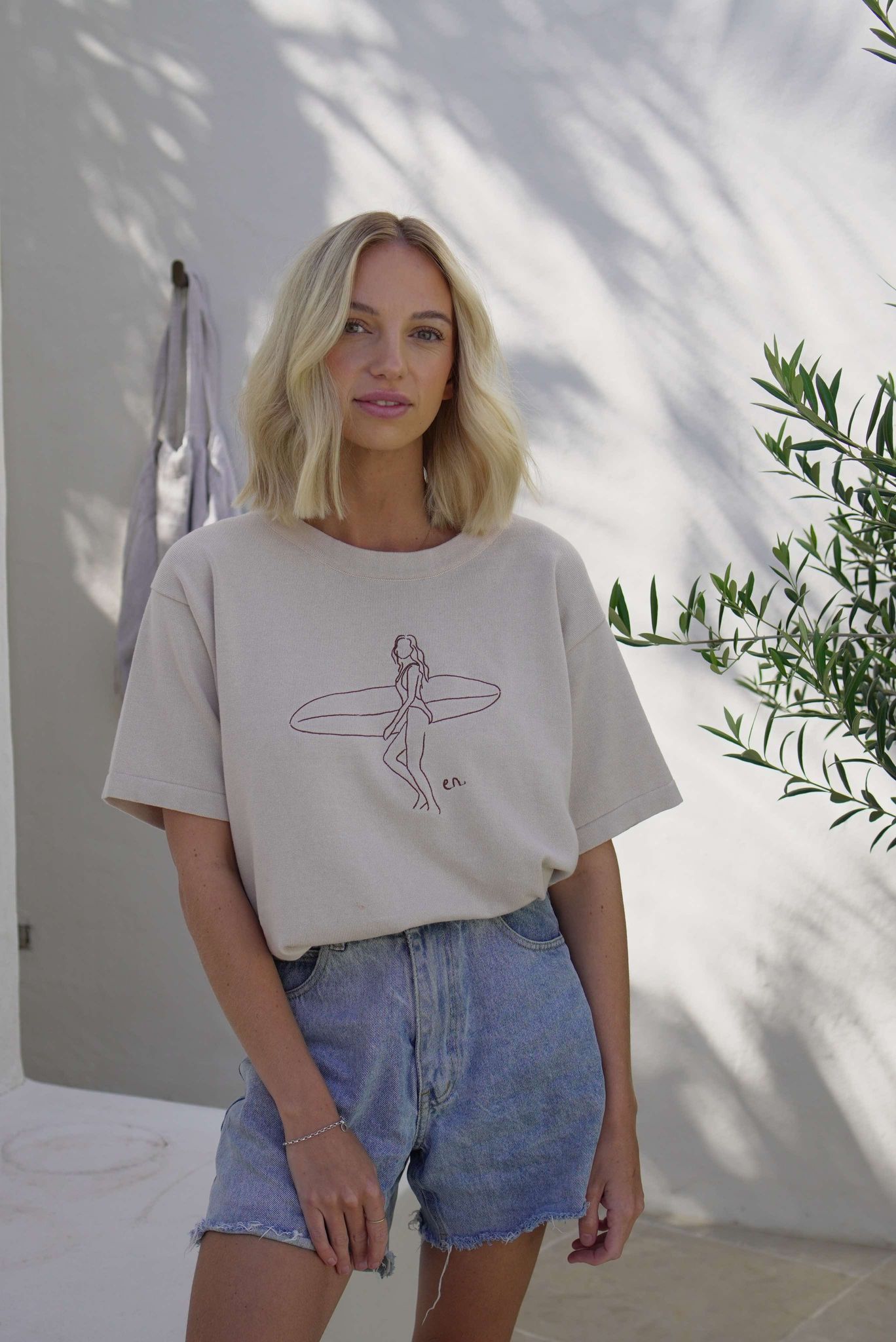 Women's surf tee- Chai