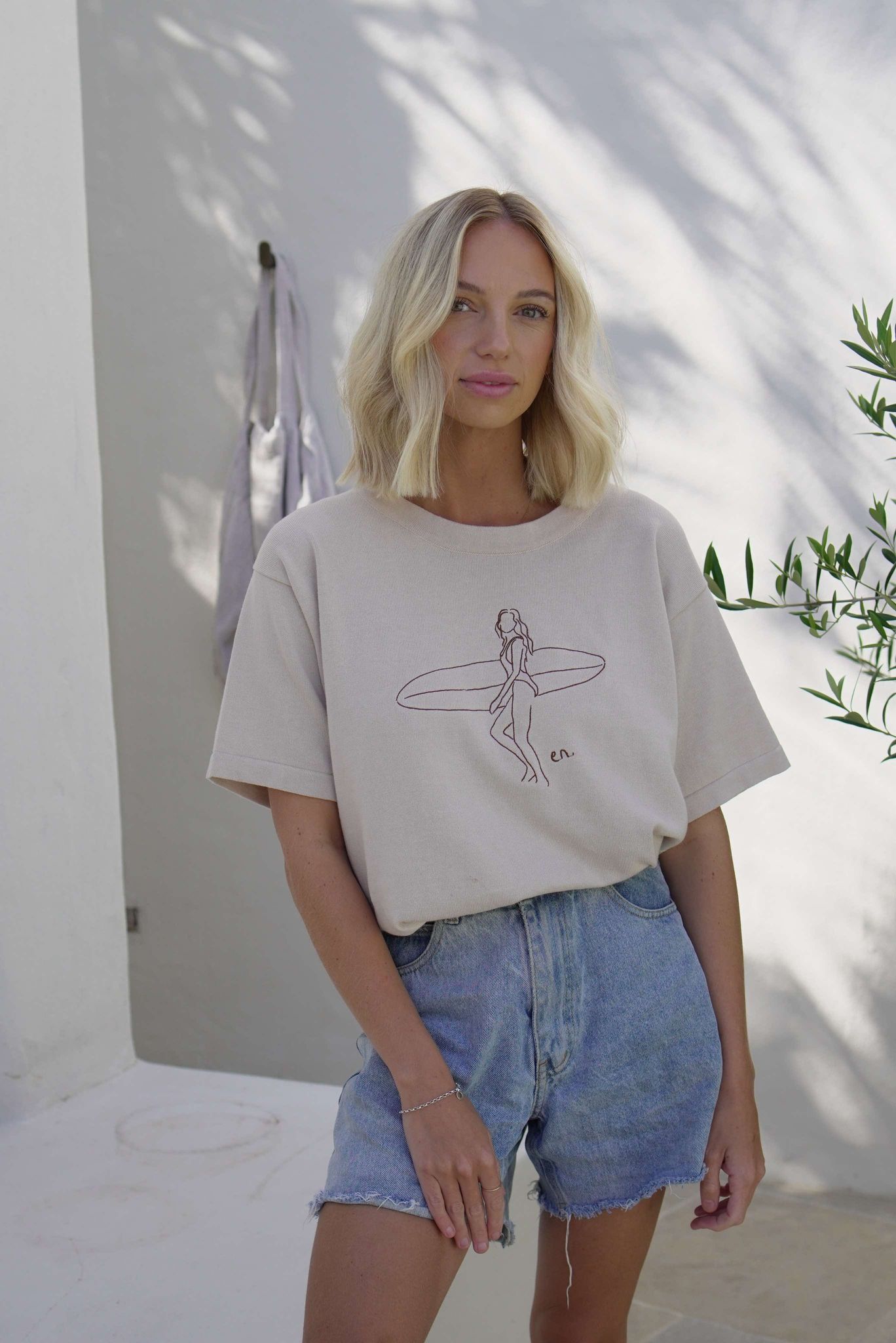 Women's surf tee- Chai